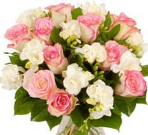 ABC Flowers Fitzroy Melbourne Deliver B008 Roses and freesias bouquet 7 days a week melbourne wide free delivery to epworth hospitals
